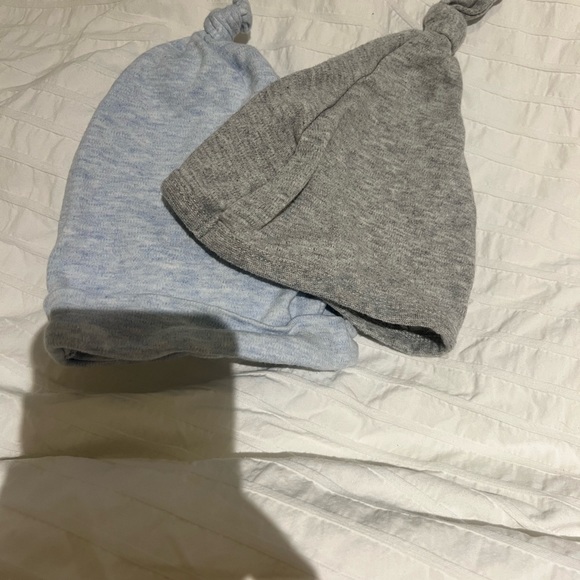 Baby hats - Picture 2 of 2